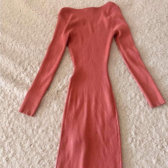 Windsor Midi Long Sleeve Dress with Button Detail - Picture 4 of 5
